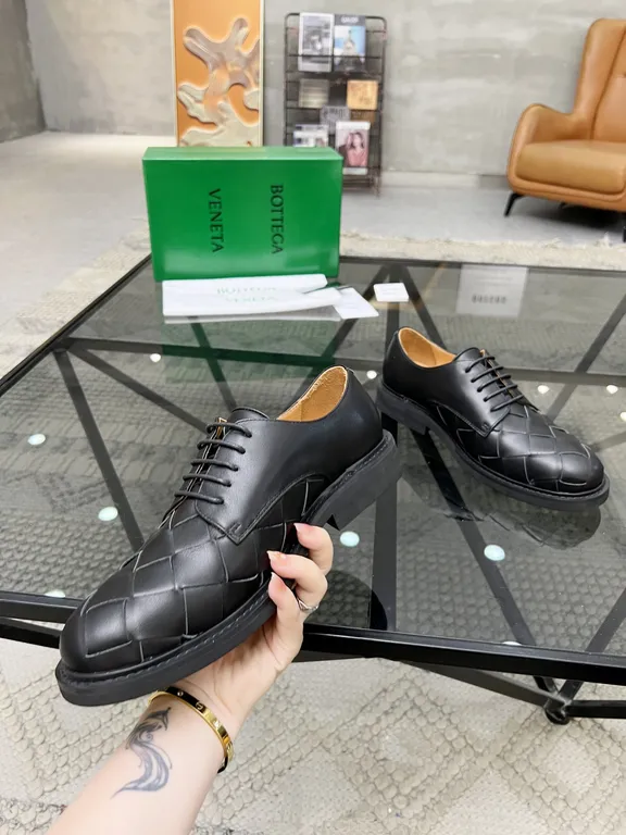 Bottega Veneta Shoe 